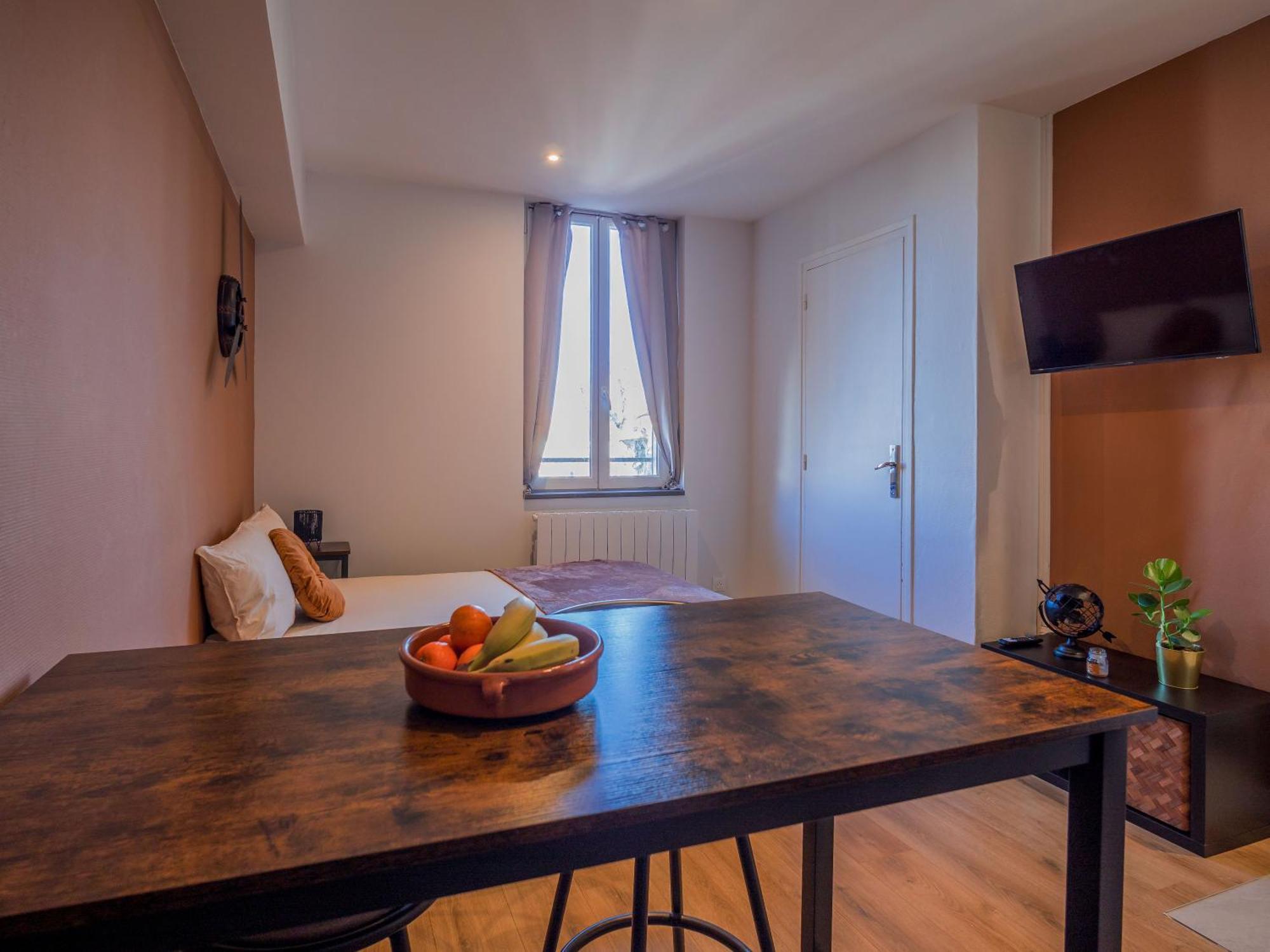 Le Cosy Shelby Proche Gare 150M Apartment วิลฟร็องช์-ซูร์-โซน ภายนอก รูปภาพ