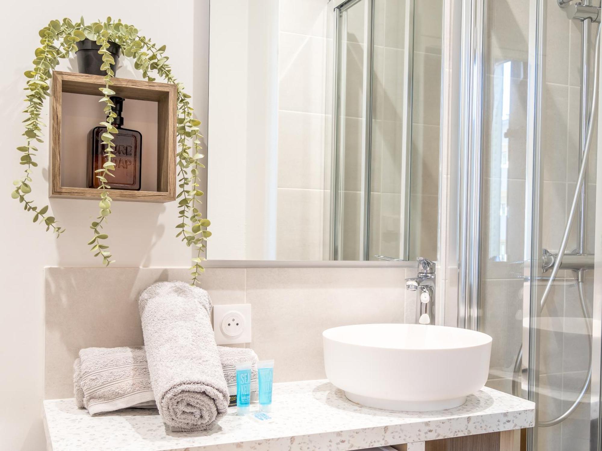 Le Cosy Shelby Proche Gare 150M Apartment วิลฟร็องช์-ซูร์-โซน ภายนอก รูปภาพ